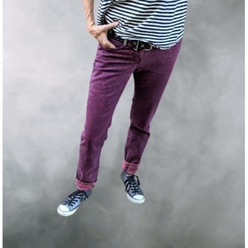 BDG Urban Outfitters Semi-skinny Red Marble Wash Jeans 28"